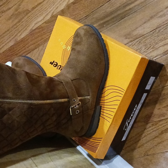 Boots - Picture 2 of 2